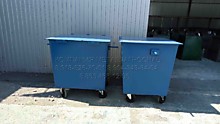 Контейнер 1,1 м3 сталь 2 мм для мусора ТБО и ТКО на колёсах, с крышкой, с боковым упором, с еврозахватами под разгрузку мусора спец машиной